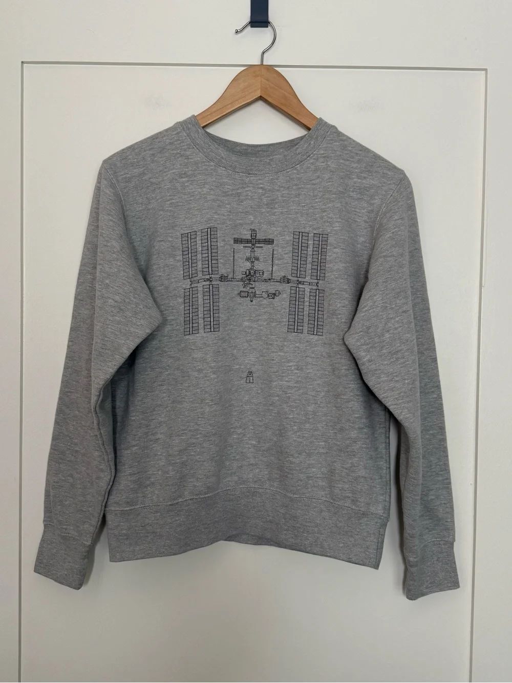 SpaceX Sweatshirt Unisex Adults S Gray ISS International Space Station Crewneck